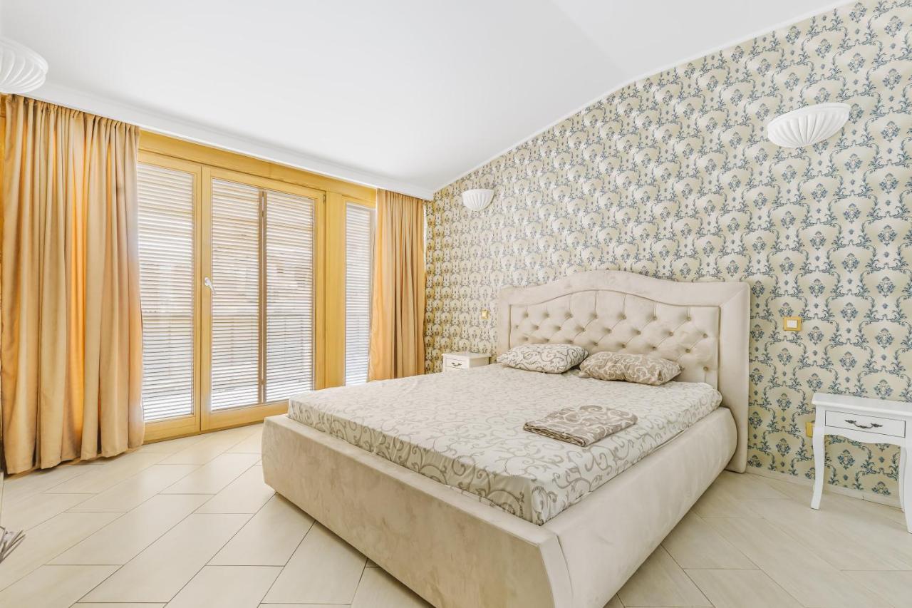Deribasivska Cozy 4-room Apartment Odessa Exteriör bild