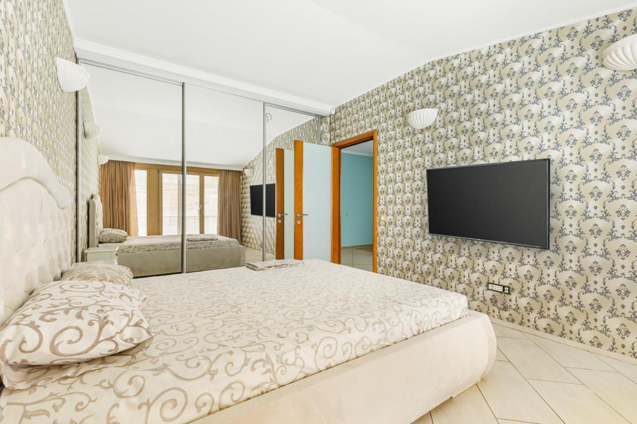 Deribasivska Cozy 4-room Apartment Odessa Exteriör bild